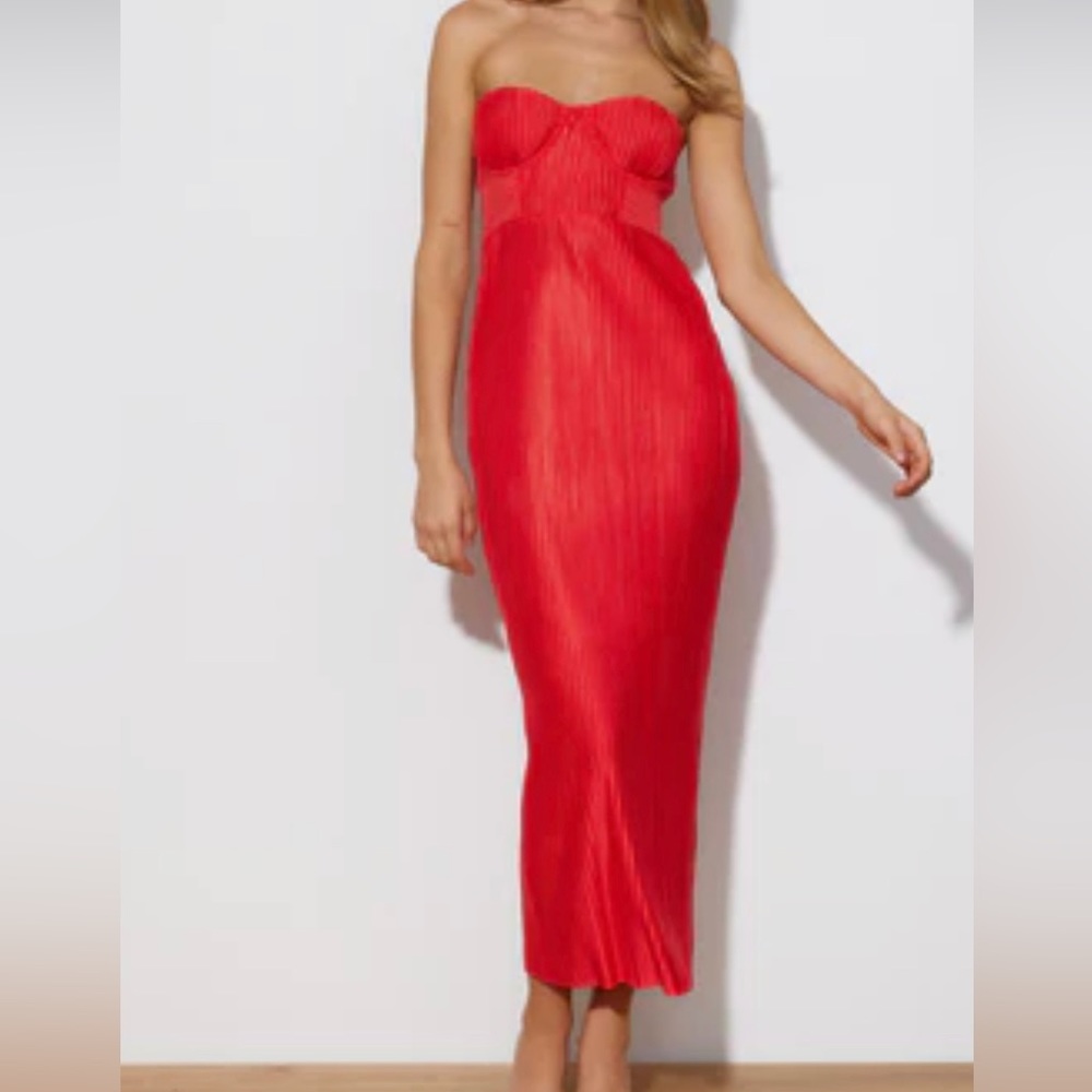 NWT Red strapless Valentines Hello Molly plisse dress size US 10